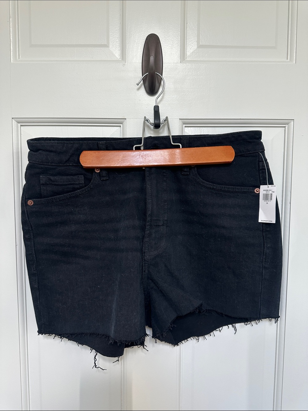 Old Navy Black Raw-Hem Denim Shorts